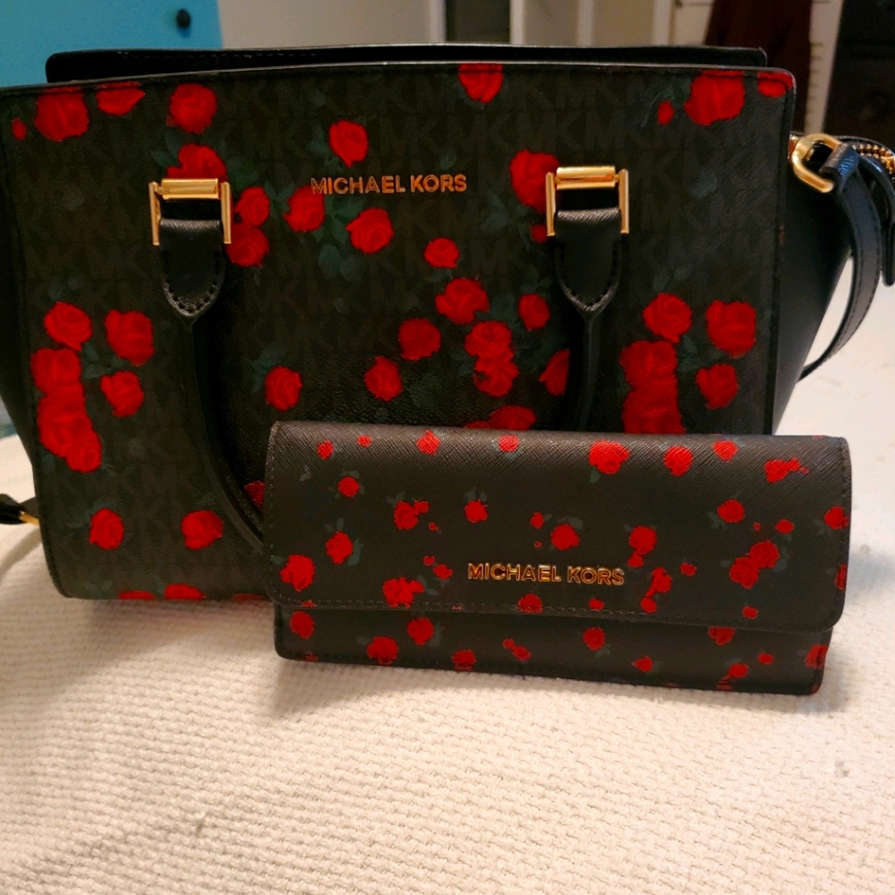 Michael Kors purse and wallet